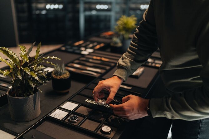 Watch Building Experience - Edinburgh - The welcome includes whisky, beer, wine, fruit, and Scottish tablet